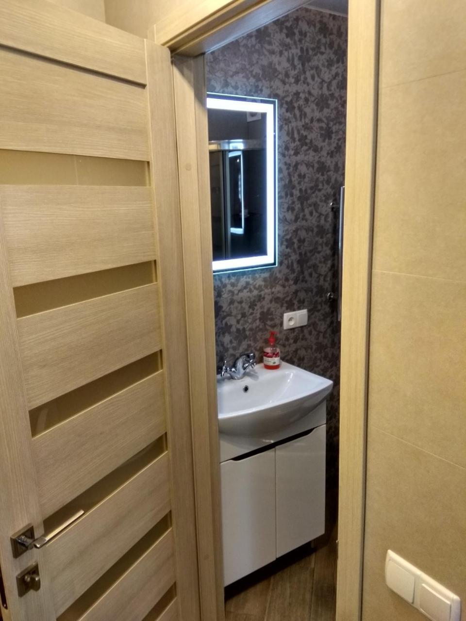 Luxury Loft В Центре Полтавы Poltava Esterno foto